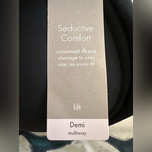 Calvin Klein Seductive Comfort Black Plunge Bra with Adjustable Straps 34D NWT - Picture 6 of 7